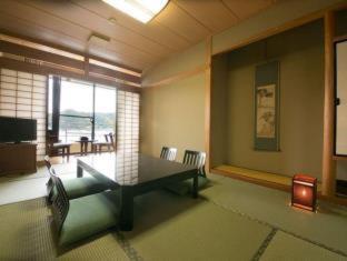 Matsuura Hotell Saiki Rom bilde